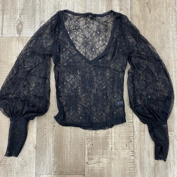 π€ Midnight Hour Lace Victorian Blouse π€ - Picture 5 of 15
